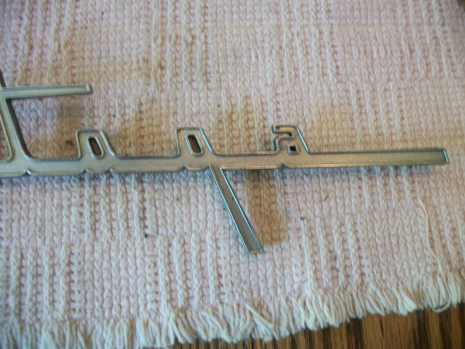 NOS Mopar Fender Nameplate 1958 Chrysler Saratoga Models - Image 3