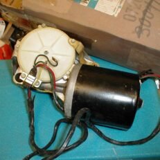 WIPER MOTOR