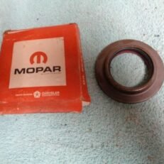 REAR PINION SEAL