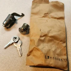 GLOVE BOX LOCK