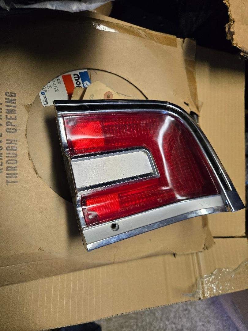 TAIL LAMP
