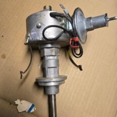 DISTRIBUTOR