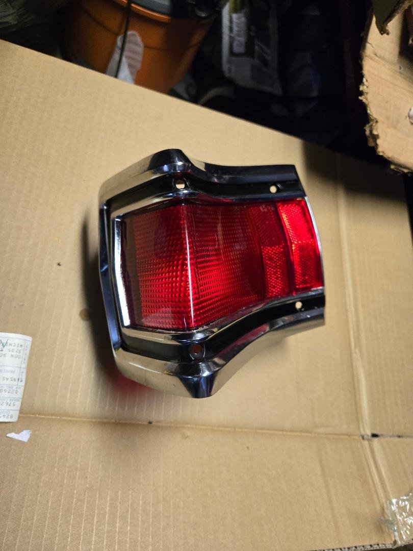 TAIL LAMP
