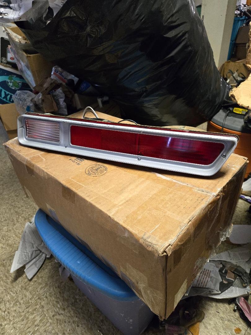 TAIL LAMP