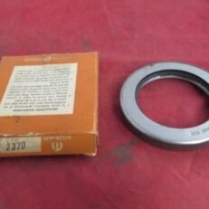 FRONT HUB DUST SEAL