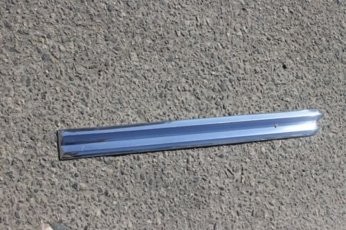 HOOD MOULDING