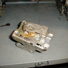 DOOR LATCH