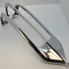 TAIL BEZEL