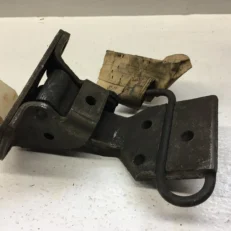 DOOR HINGE