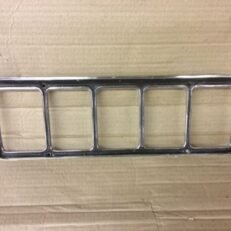 TAIL BEZEL