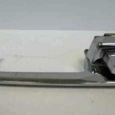 DOOR HANDLE