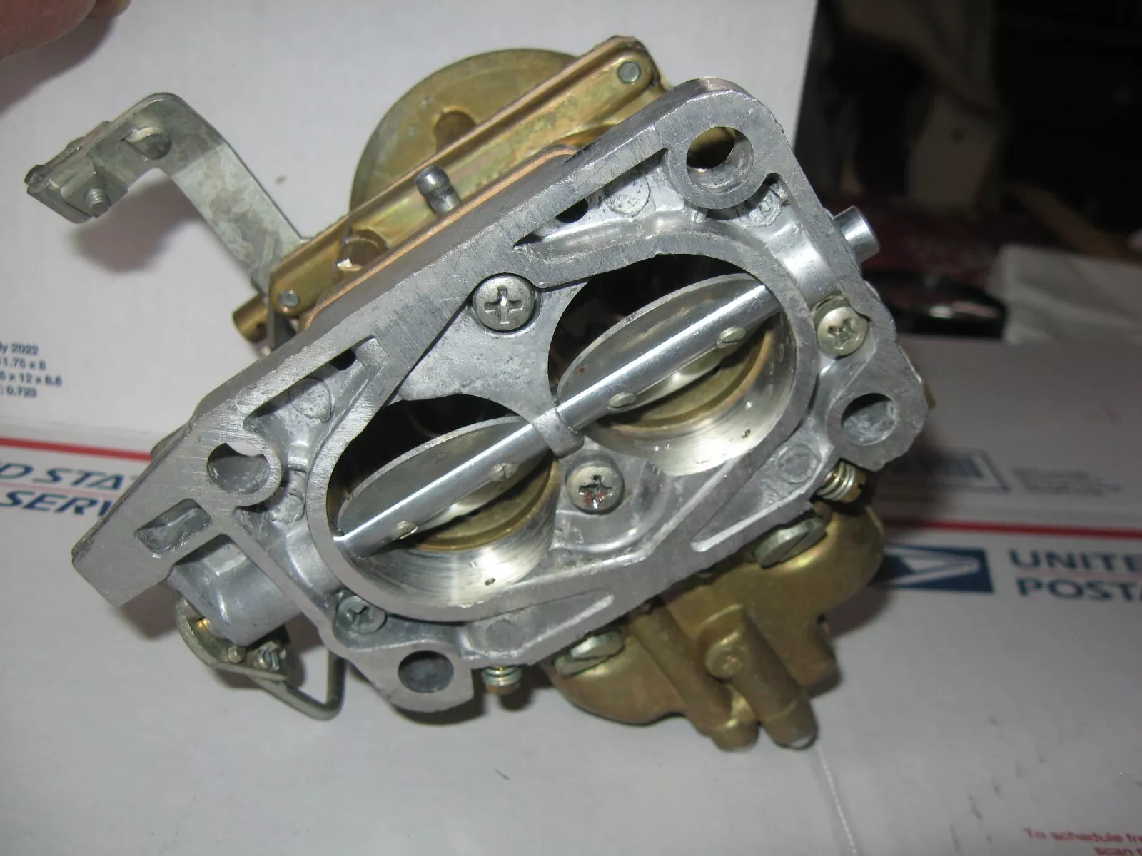 CARBURETOR