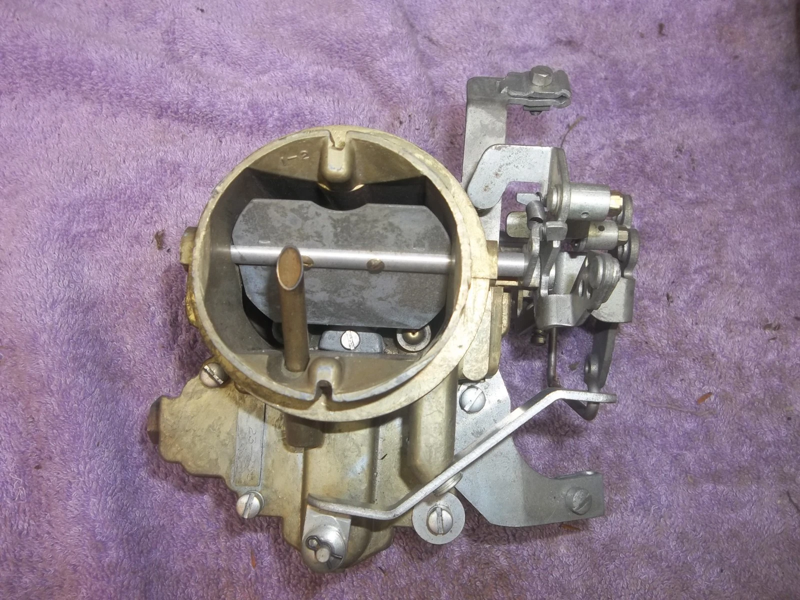 CARBURETOR
