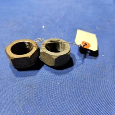 LUG NUT