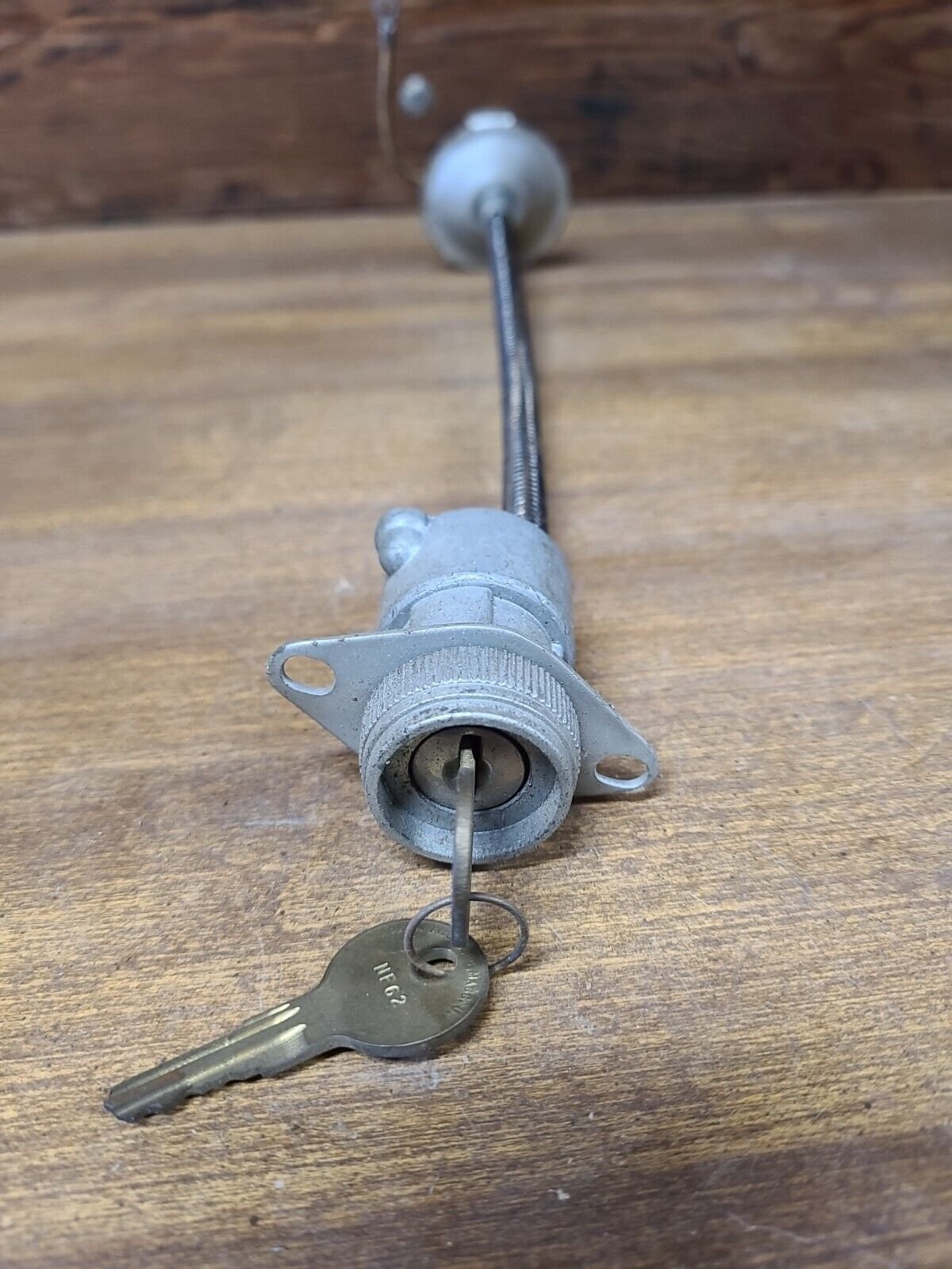 IGNITION SWITCH