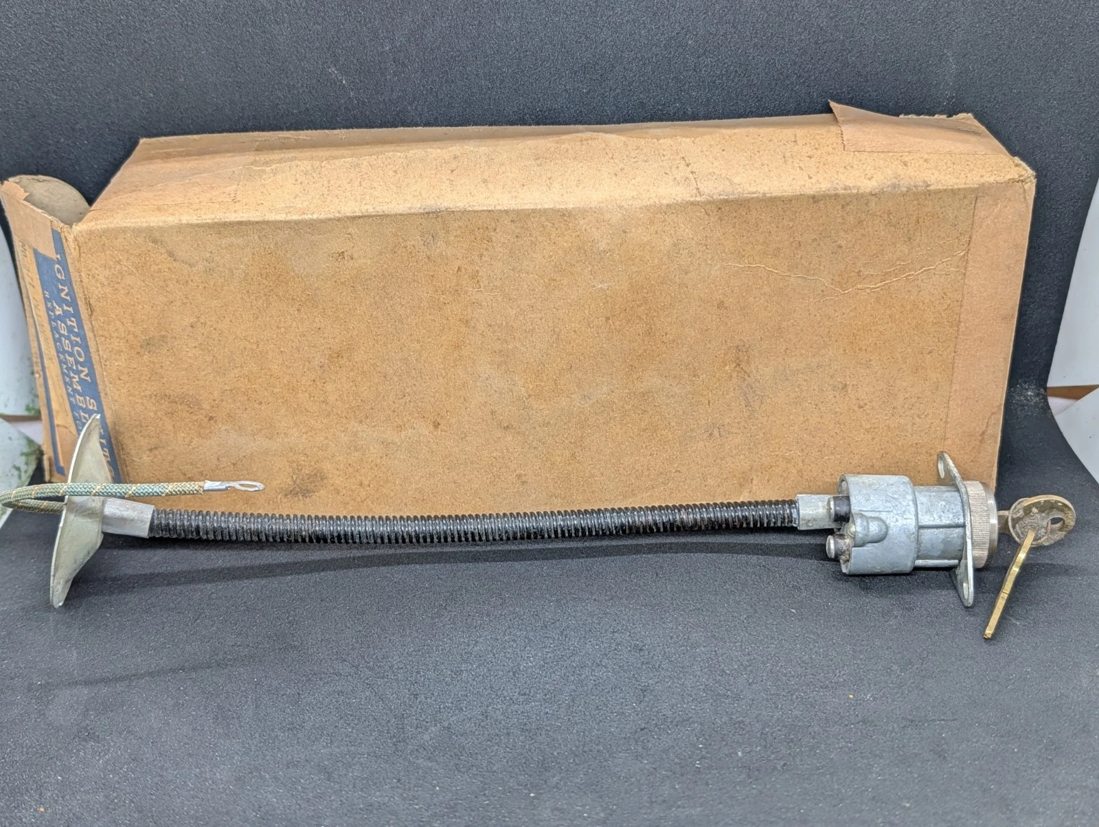 IGNITION SWITCH