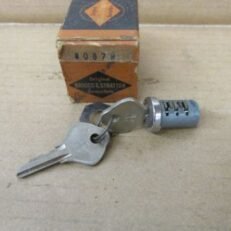 GLOVE BOX LOCK