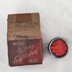 TAIL LENS REFLECTOR
