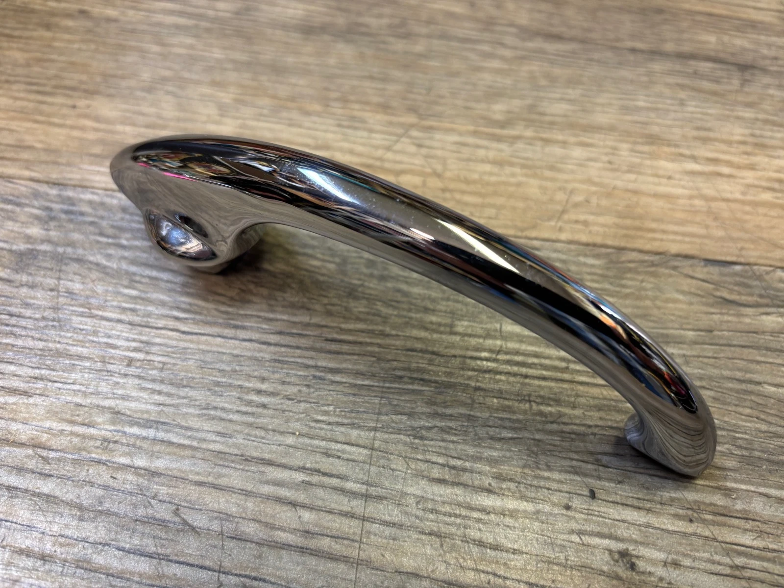 INSIDE DOOR LOCK HANDLE