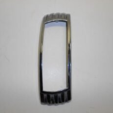 TAIL BEZEL