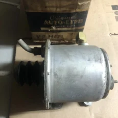 KICKDOWN CYLINDER