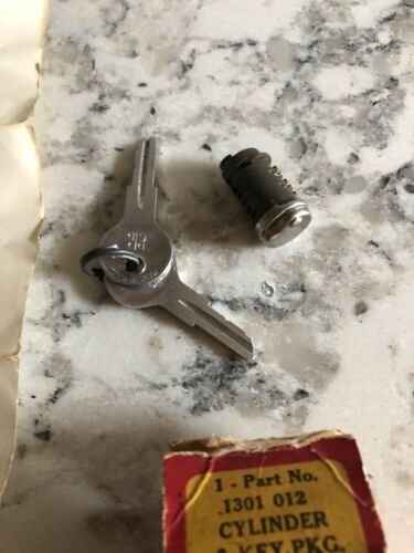 TAILGATE LOCK