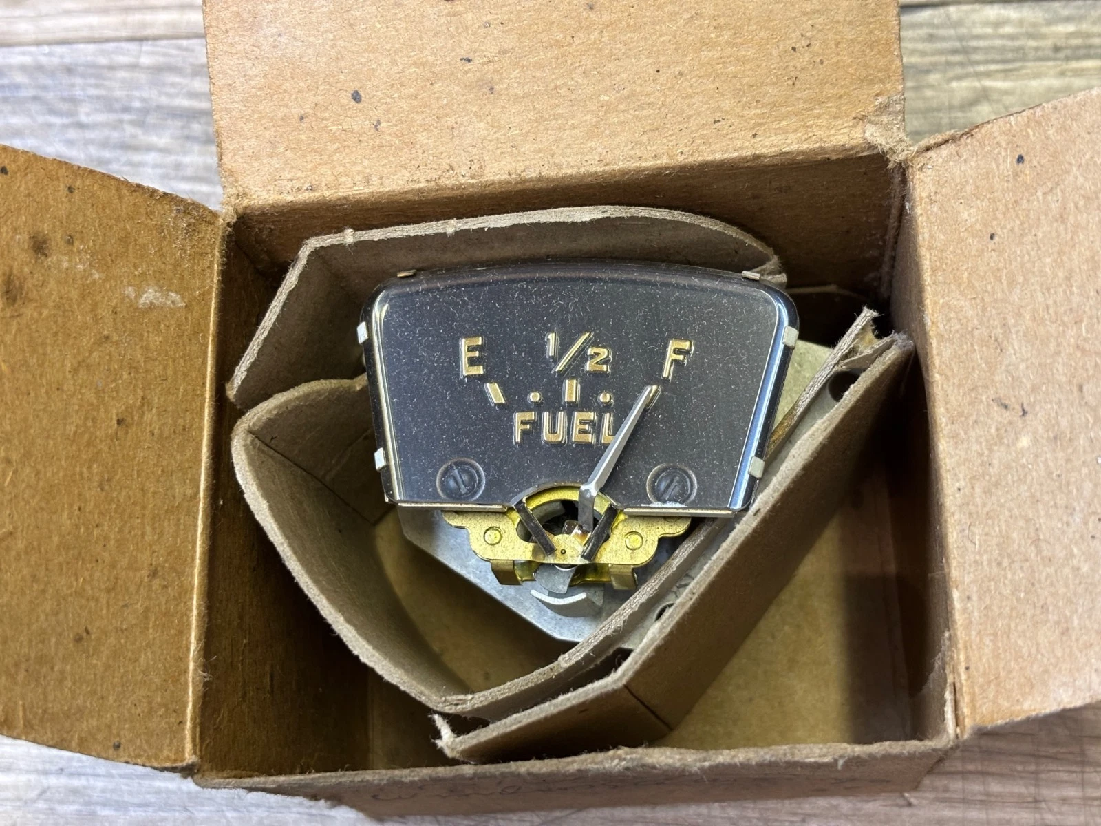 FUEL GAUGE