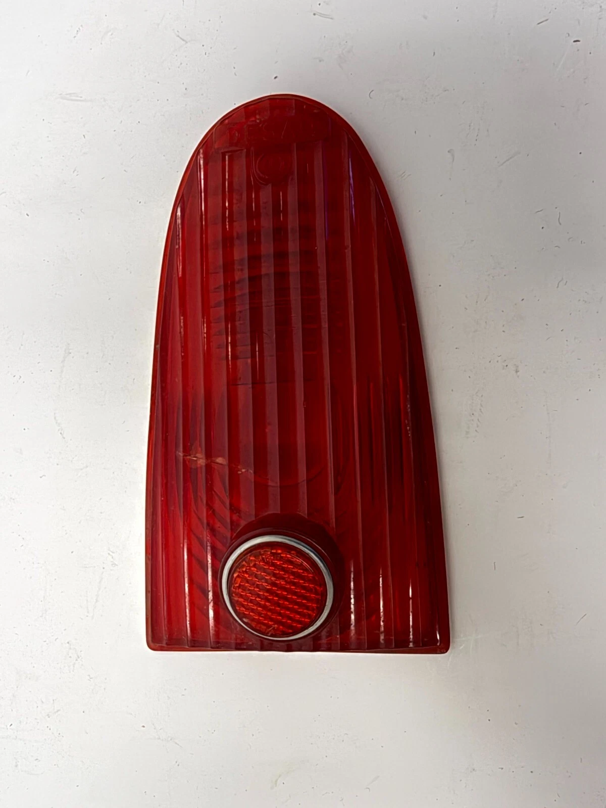 TAIL LENS
