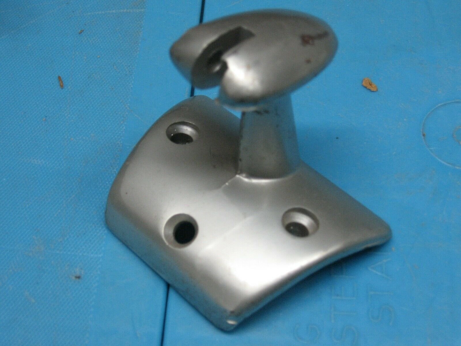 RV MIRROR BRACKET