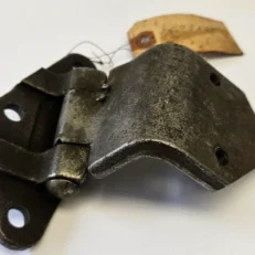 DOOR HINGE