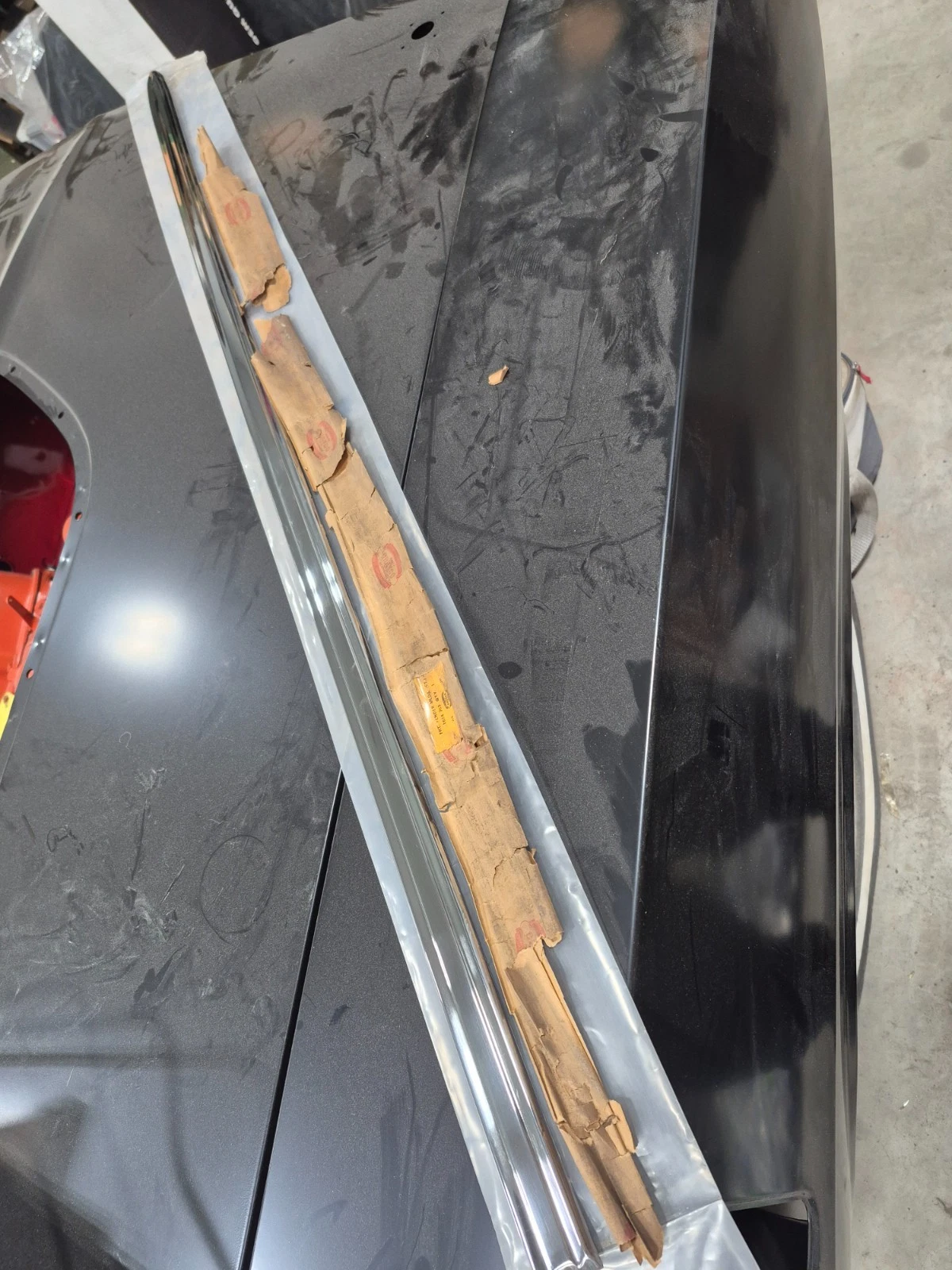 FENDER MOULDING