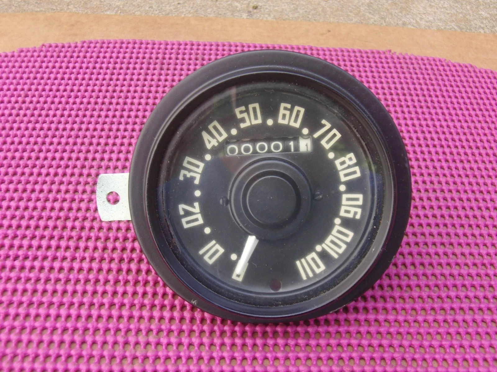 SPEEDOMETER