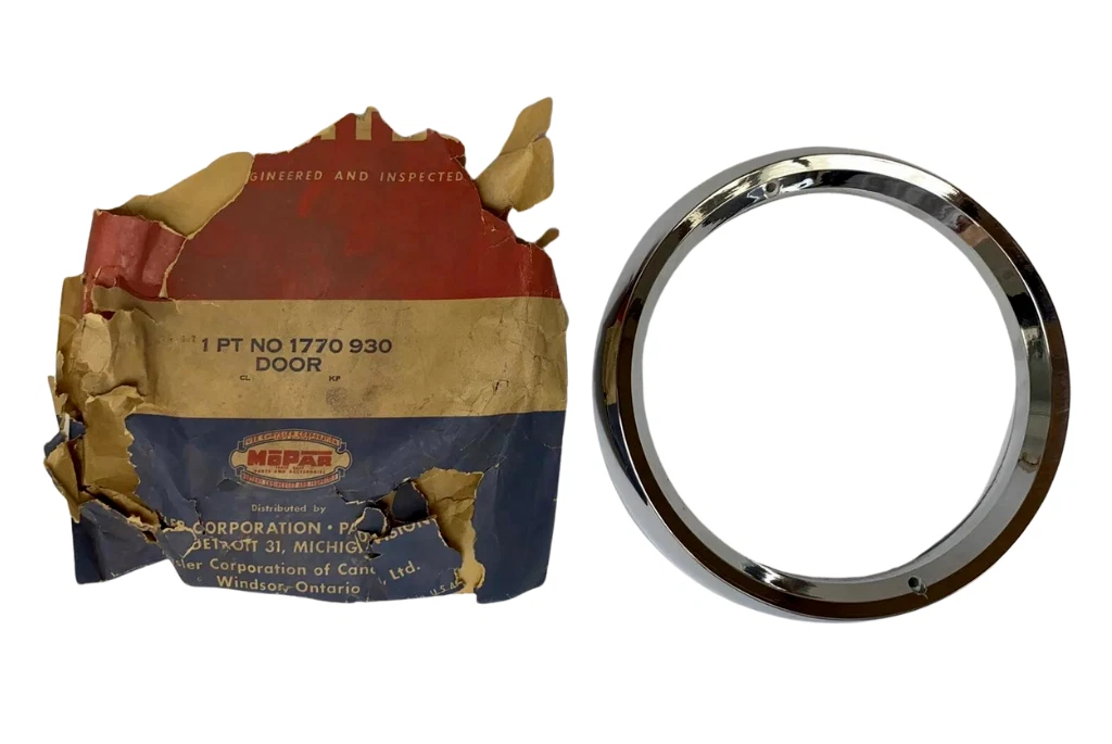 HEADLIGHT BEZEL