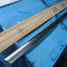QUARTER MOULDING