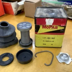 MASTER CYLINDER KIT