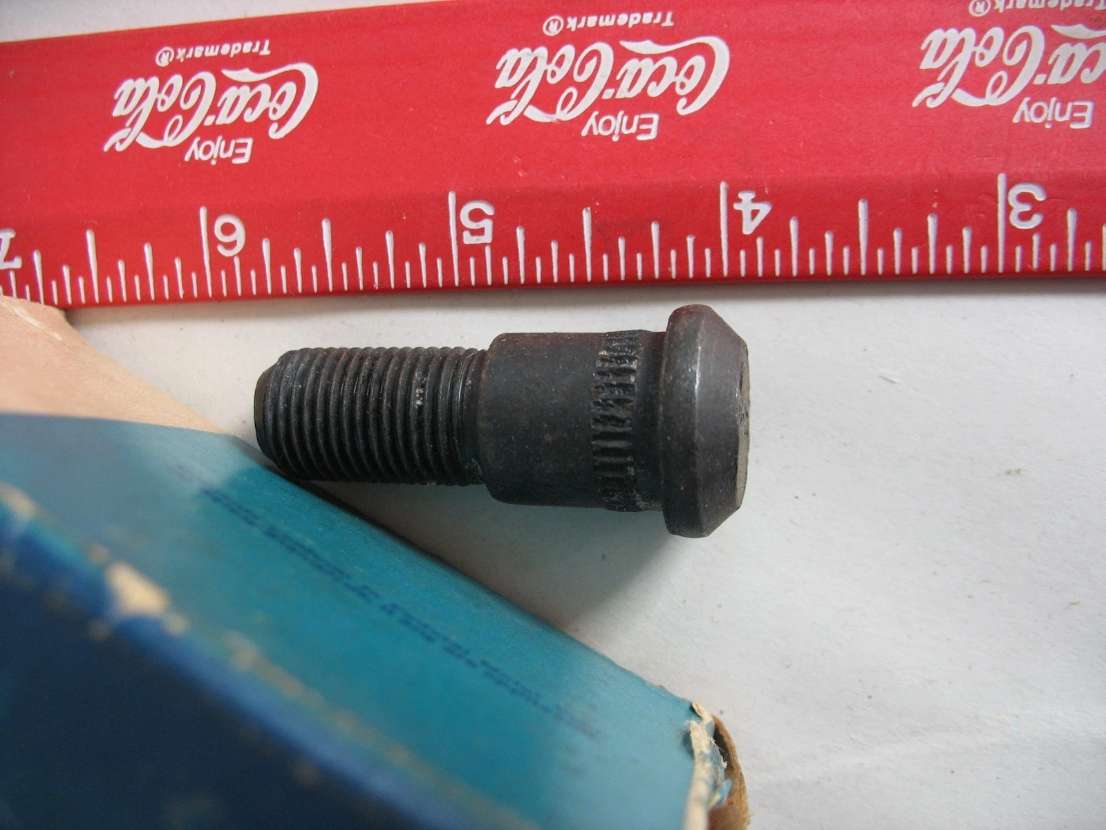 WHEEL STUD