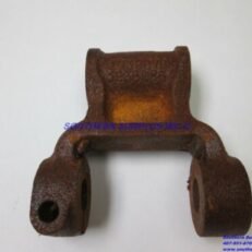 REAR SPRING SHACKLE