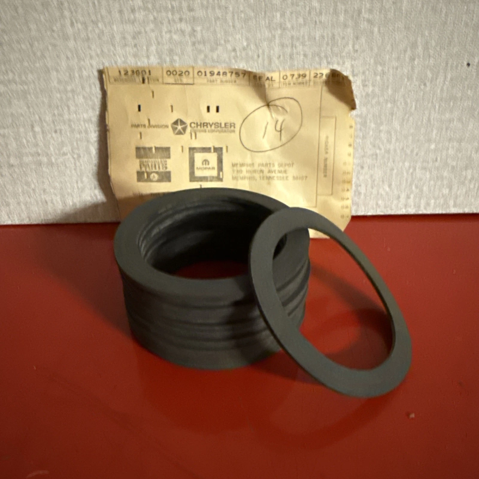FUEL TANK SEAL