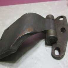 DOOR HINGE