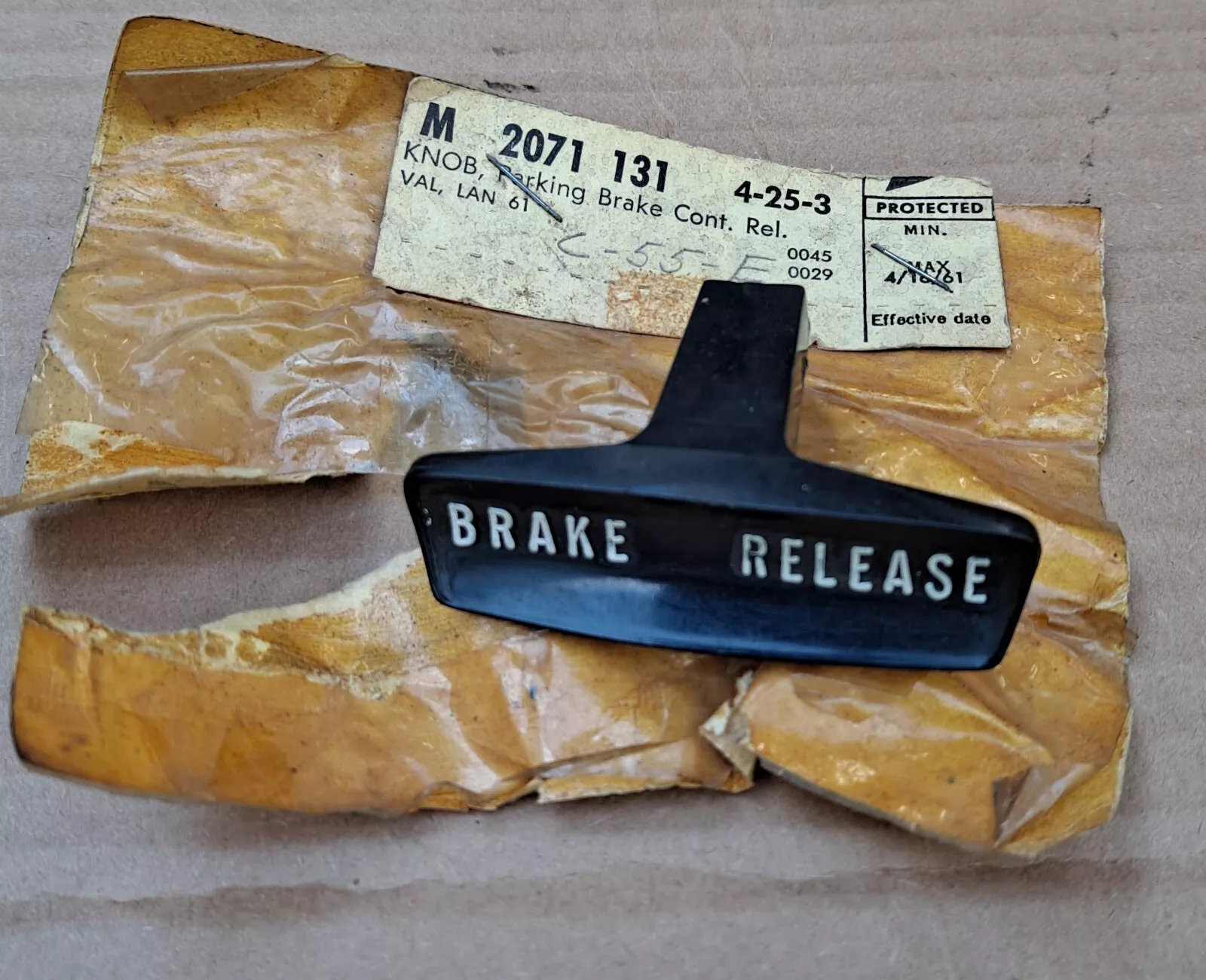PARK BRAKE KNOB