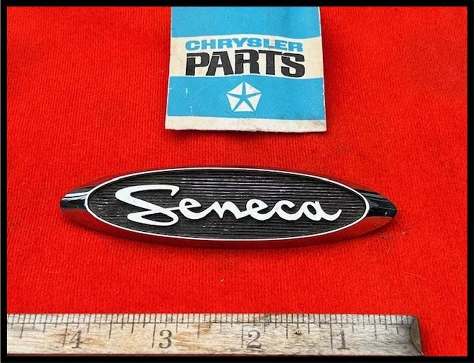 DASH NAMEPLATE