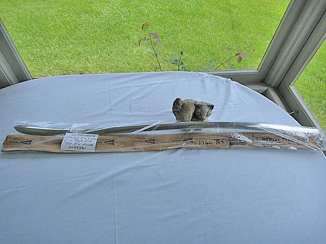 QUARTER MOULDING