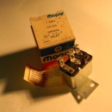 ALTERNATOR FIELD RELAY