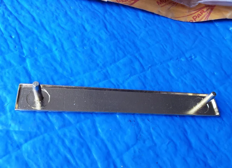 FENDER NAMEPLATE