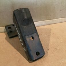 MOTOR MOUNT