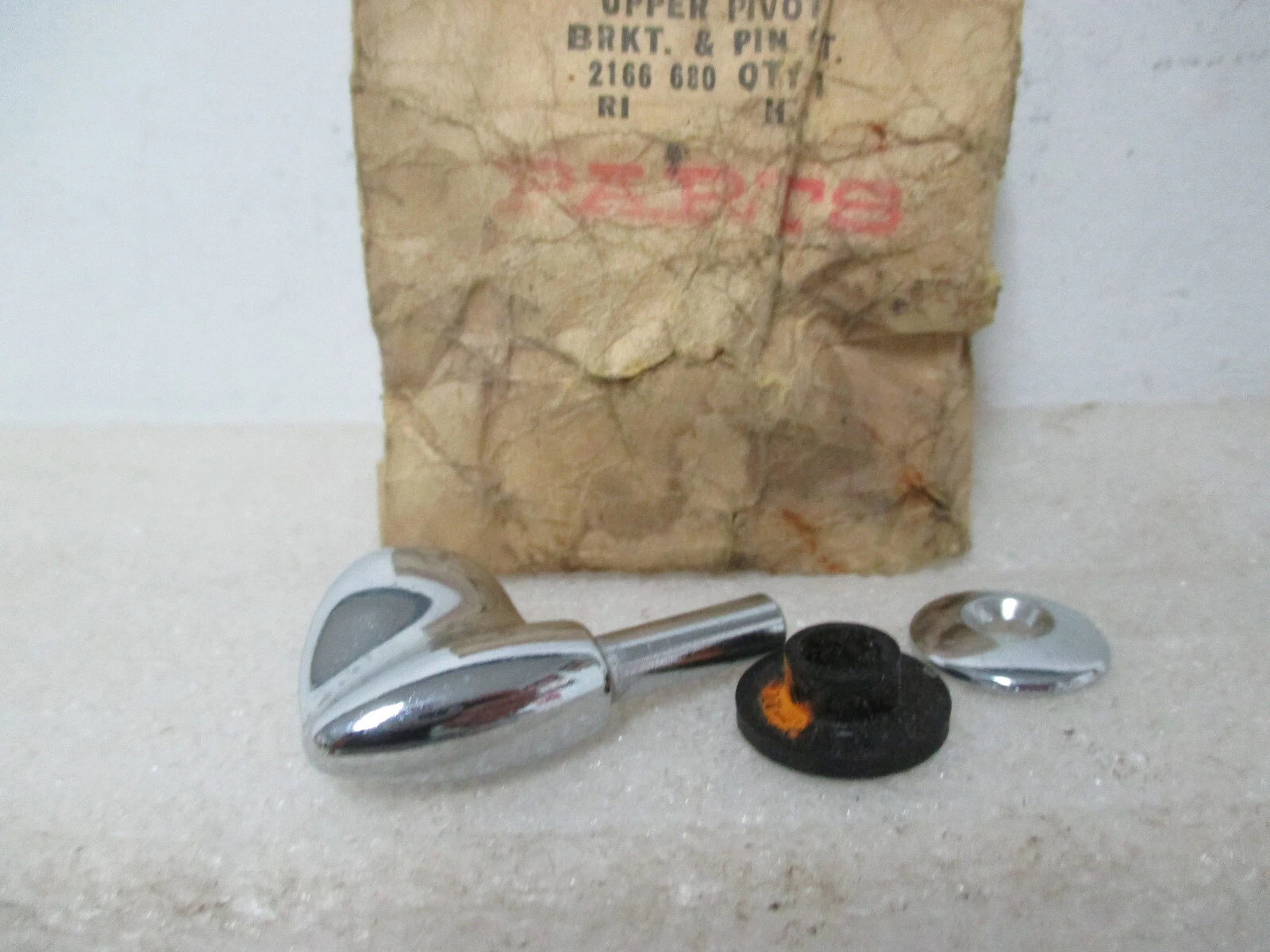 VENT WING BRACKET