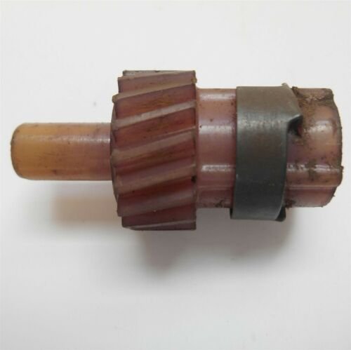 SPEEDOMETER PINION