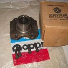 TRANSFER CASE YOKE