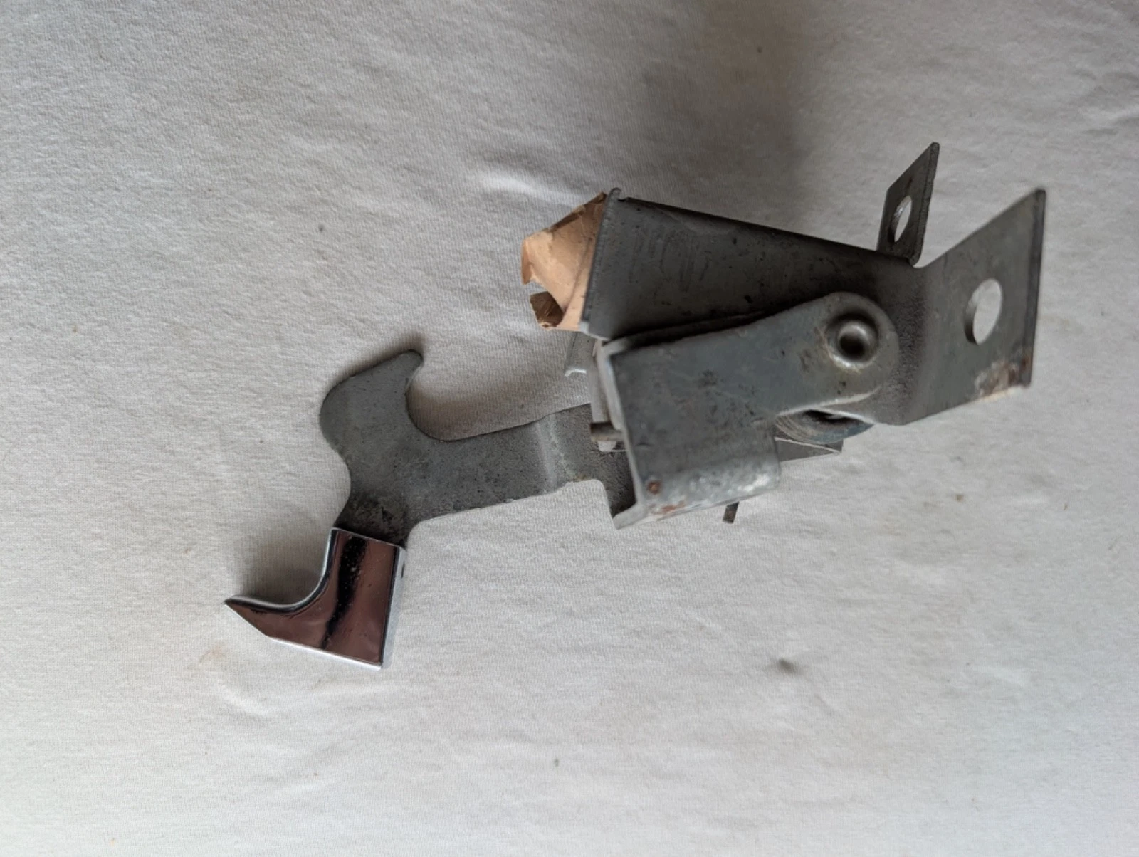 HOOD LATCH