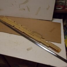ROOF DRAIN THROUGH MOULDING